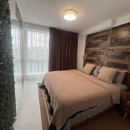 Miami Wood Apart Hotel New 2024 - Private Terrace - Free Garage - Beach 5 Min Hollywood Kültér fotó